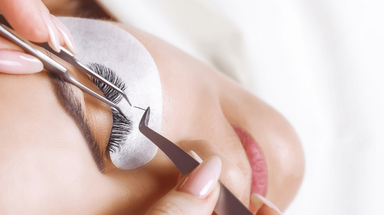 Do eyelash extensions damage your eyelashes? - 1f5f29 38947151ea7446819cd7c2ad53a08b6cmv2 12